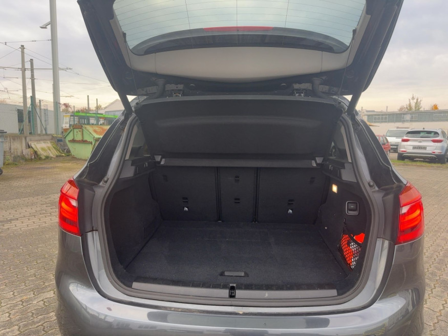 BMW 218 Active Tourer Sport Line