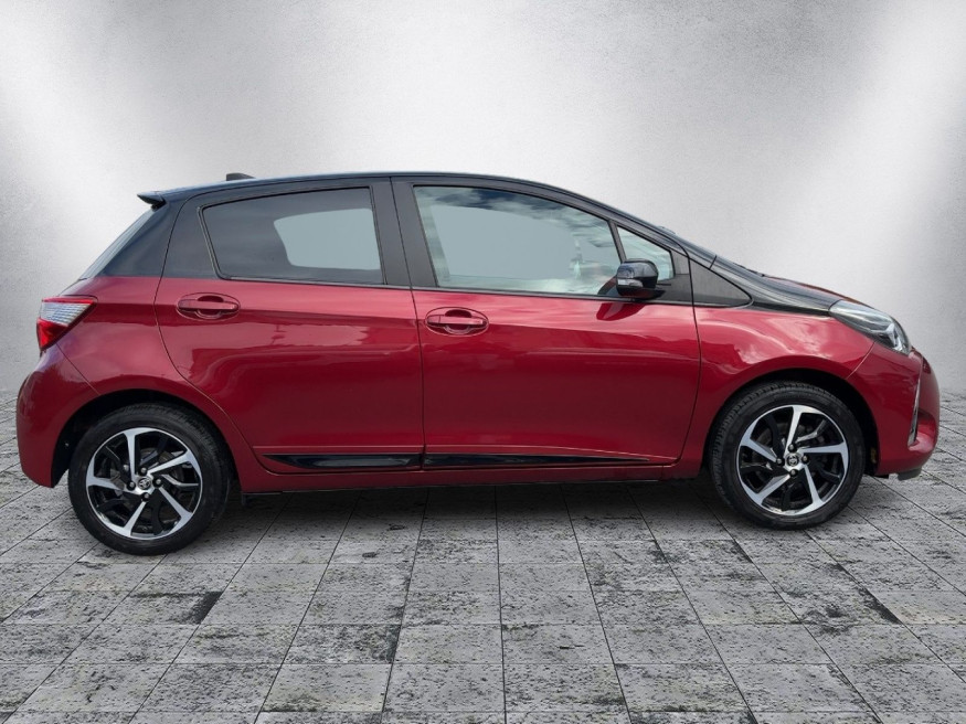 TOYOTA Yaris Style Selection, LED, Kamera