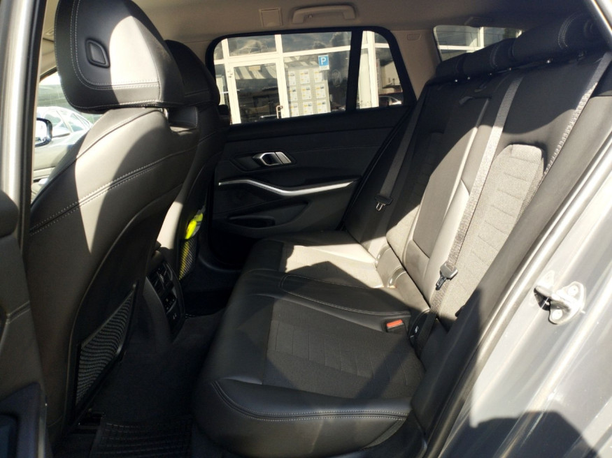BMW 320 d Touring MildHybrid