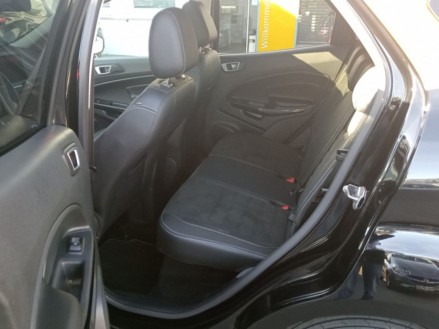 FORD EcoSport ST-Line