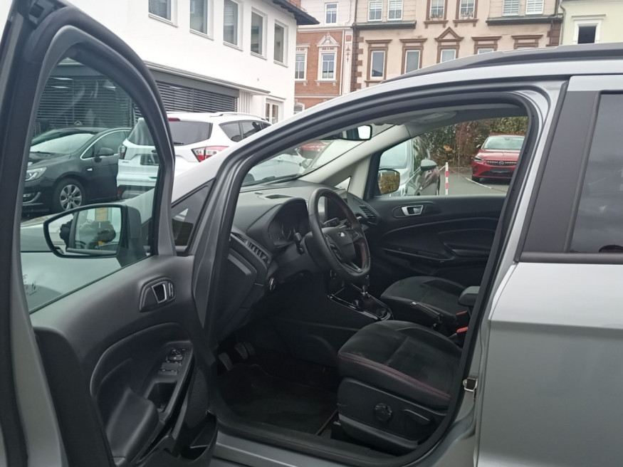 FORD EcoSport ST-Line