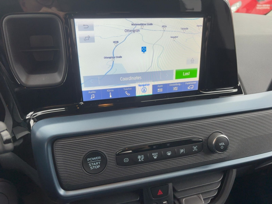 FORD Tourneo Courier Active Aut., Navi,SHZ,Kamera