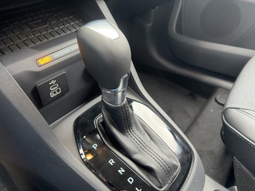 FORD Tourneo Courier Active Aut., Navi,SHZ,Kamera