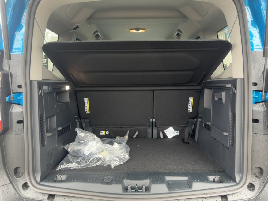FORD Tourneo Courier Active Aut., Navi,SHZ,Kamera