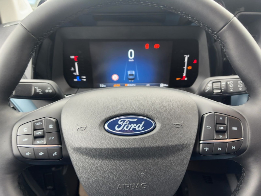 FORD Tourneo Courier Active Aut., Navi,SHZ,Kamera