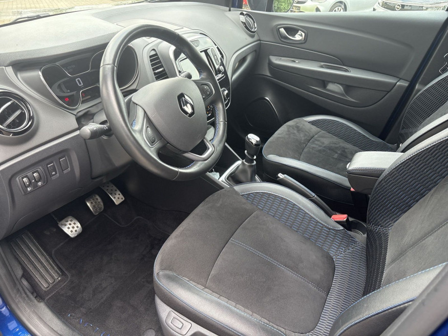 RENAULT Captur Version 5