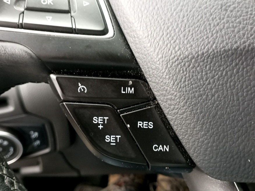 FORD Focus Turnier Titanium
