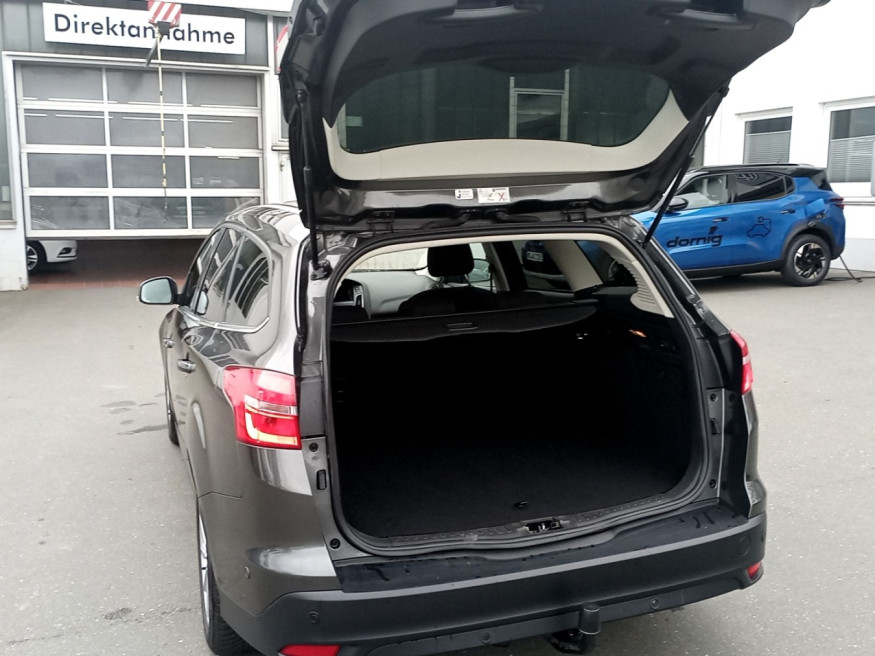 FORD Focus Turnier Titanium
