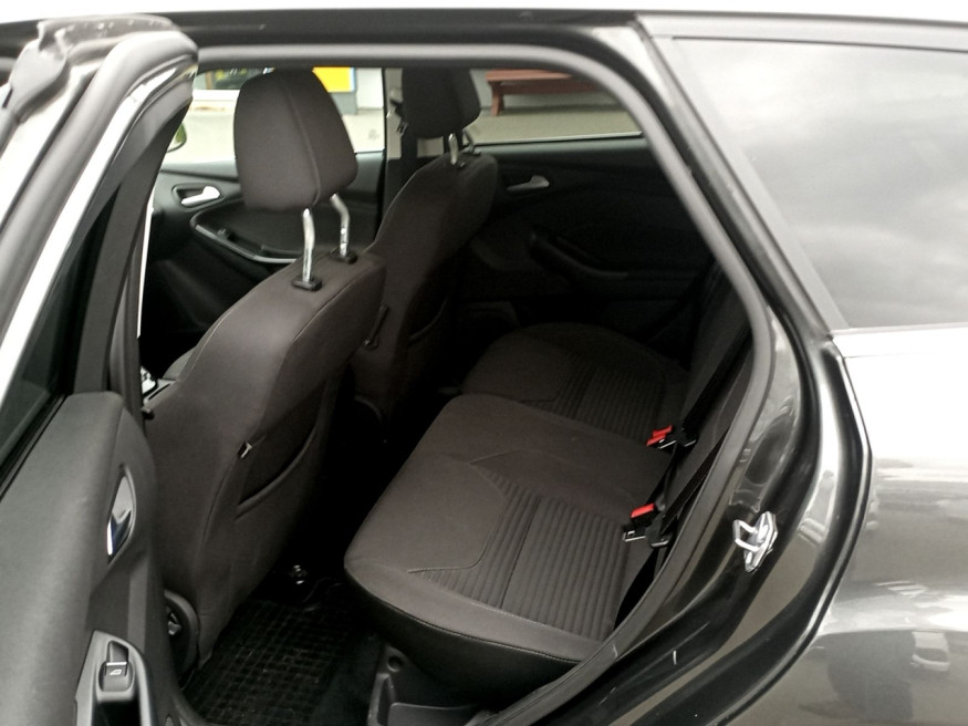 FORD Focus Turnier Titanium