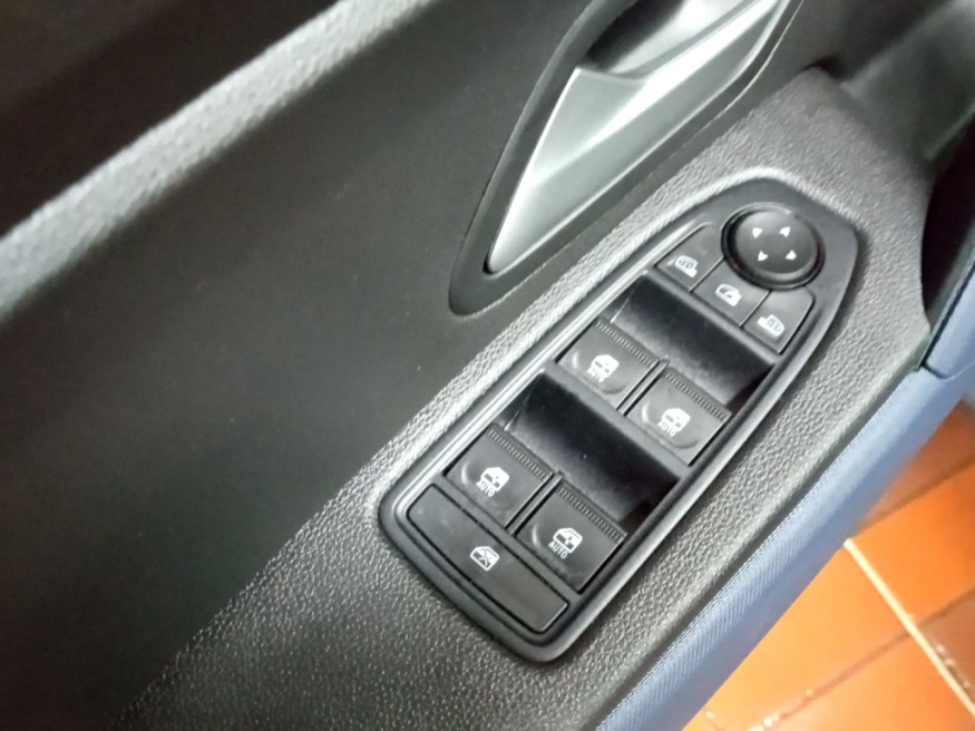 DACIA Duster Journey 4x4, Allrad, Navi