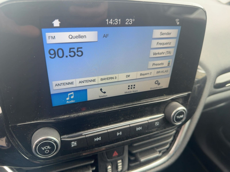 FORD Fiesta Cool & Connect