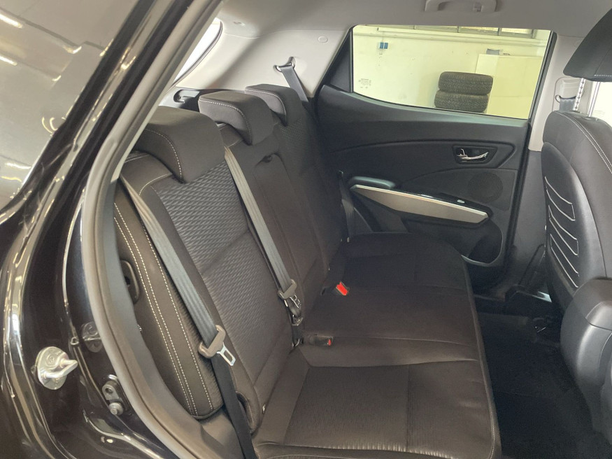 SSANGYONG Tivoli Black+White 4x2,PDC, Kamera hi
