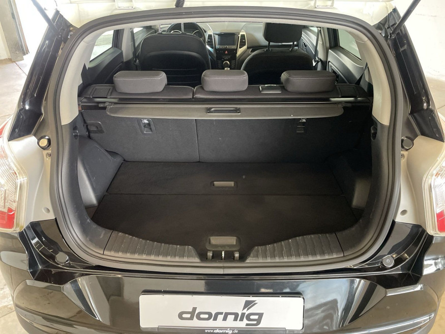 SSANGYONG Tivoli Black+White 4x2,PDC, Kamera hi