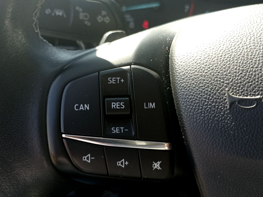FORD Fiesta Titanium