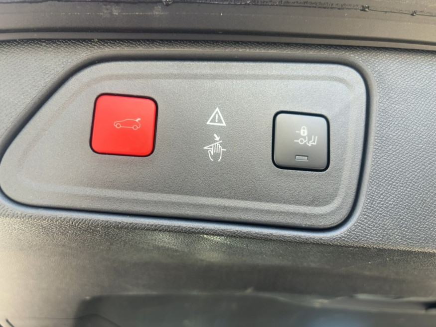 PEUGEOT 3008 Crossway