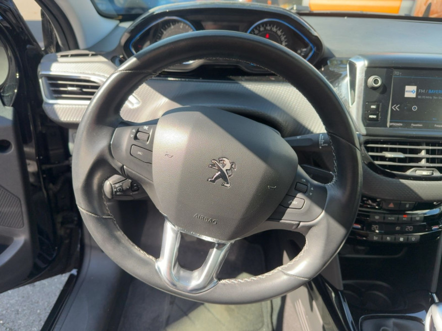 PEUGEOT 2008 Allure Pure Tech 130