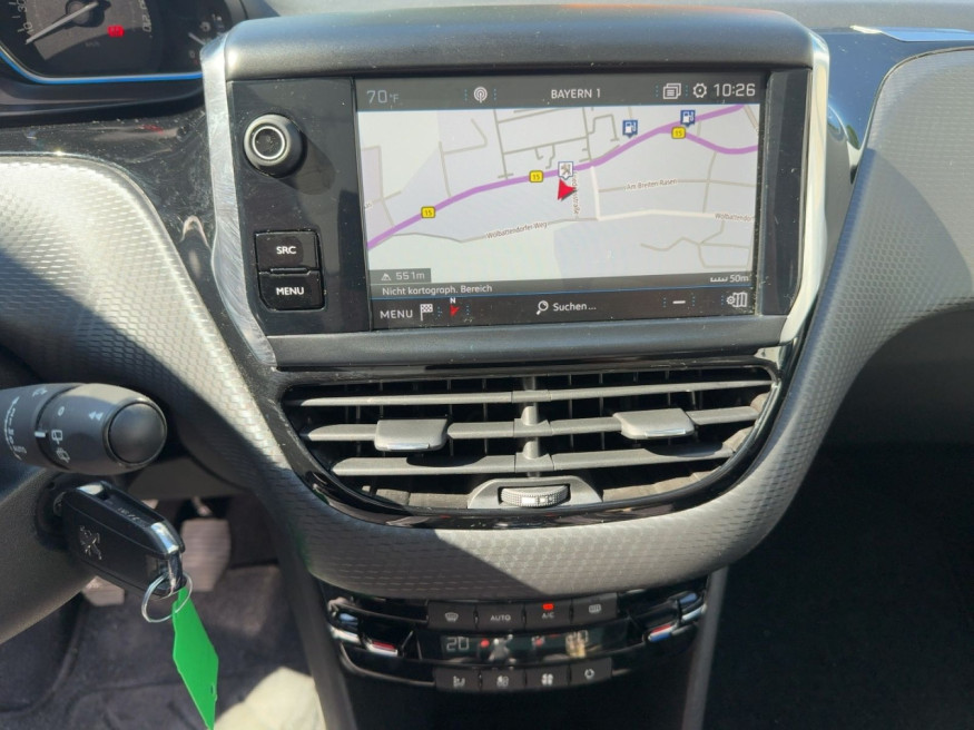 PEUGEOT 2008 Allure Pure Tech 130