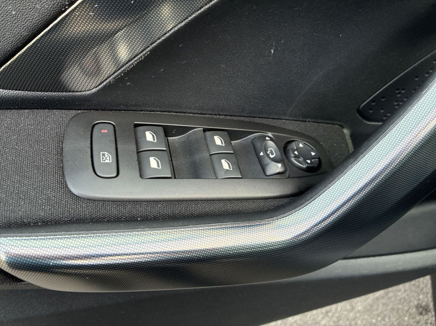 PEUGEOT 2008 Allure Pure Tech 130