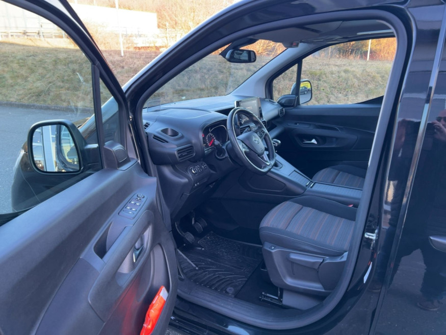 OPEL Combo Life E, Innovation, SHZ,Kamera