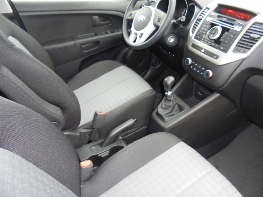 KIA Venga 1.6 ISG Edition7