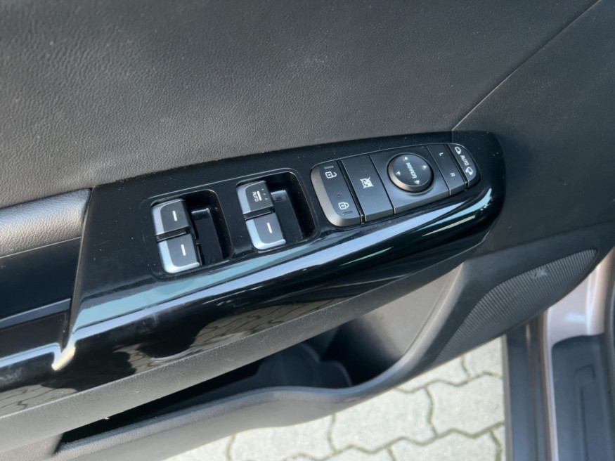 KIA Sportage 1.6 GDI Spirit Navi AHK