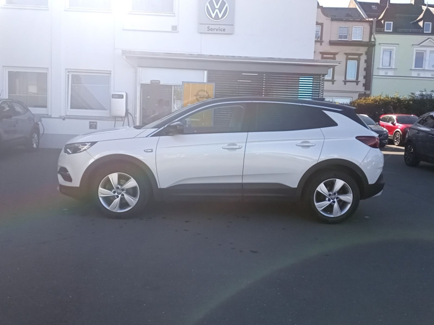 OPEL Grandland X Innovation, Navi, Kamera, SHZ