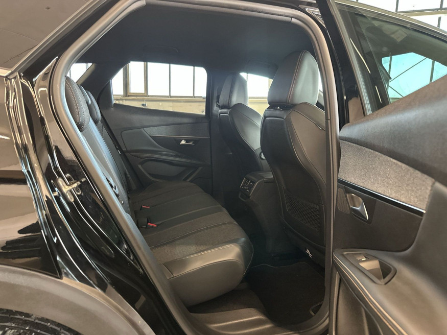 PEUGEOT 3008 Allure GT-Line PT 130