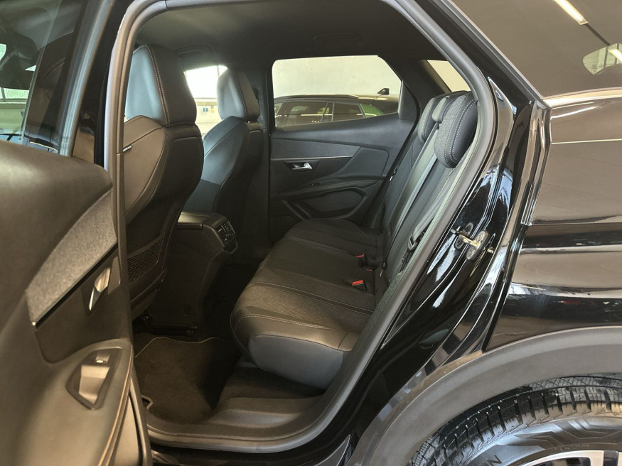 PEUGEOT 3008 Allure GT-Line PT 130