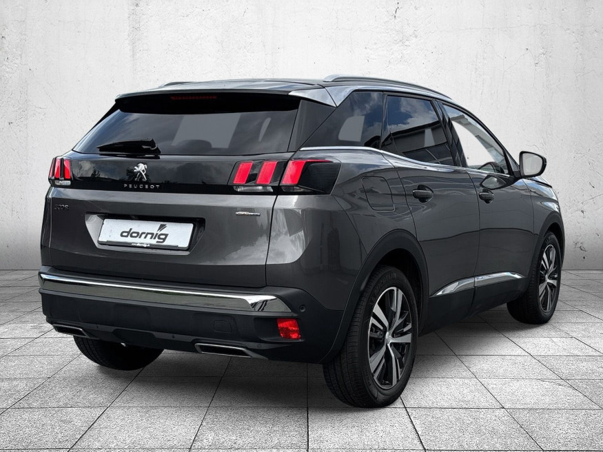 PEUGEOT 3008 GT-Line PT180 EAT8, LED
