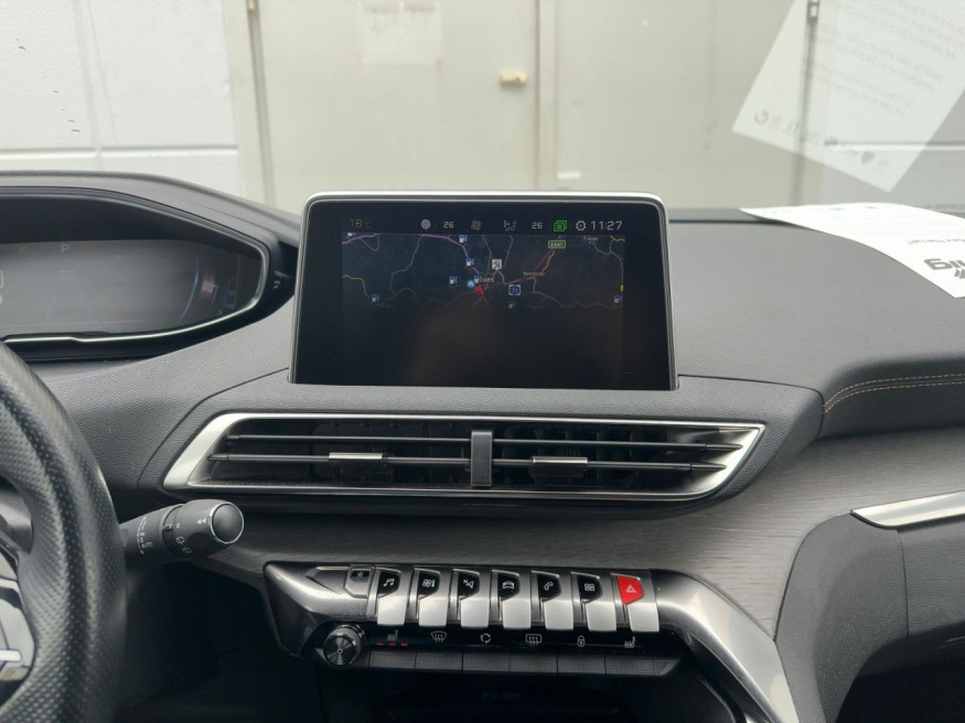 PEUGEOT 5008 GT