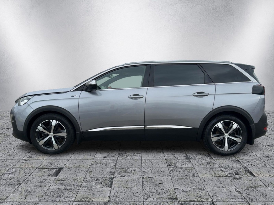 PEUGEOT 5008 GT