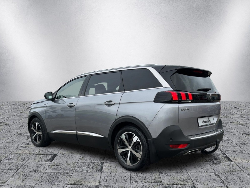 PEUGEOT 5008 GT