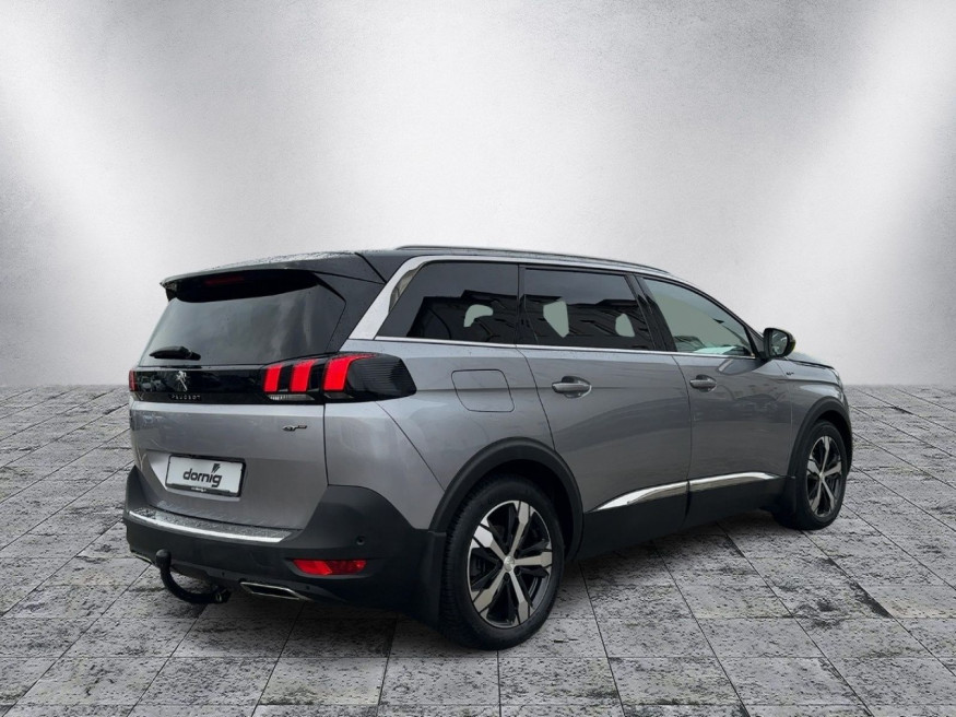 PEUGEOT 5008 GT