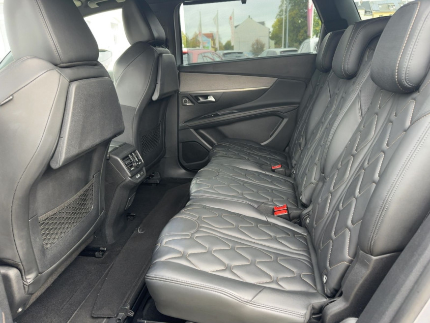 PEUGEOT 5008 GT