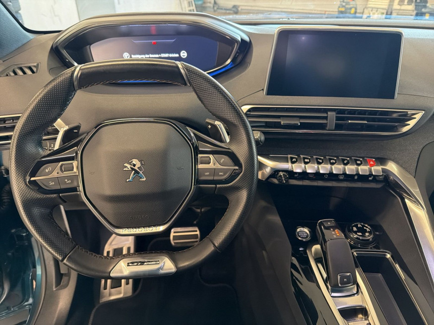 PEUGEOT 5008 GT-Line PT 180 EAT8