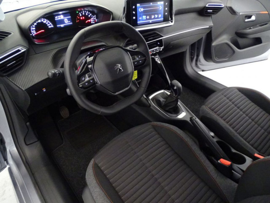 PEUGEOT 208 Active PureTech 75, SHZ