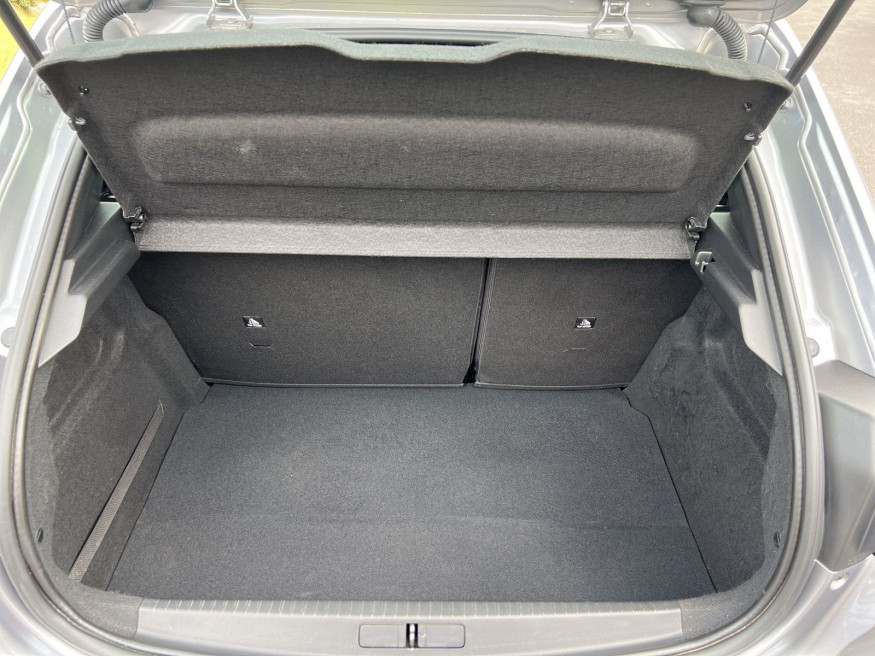 PEUGEOT 208 Active PureTech 75, SHZ
