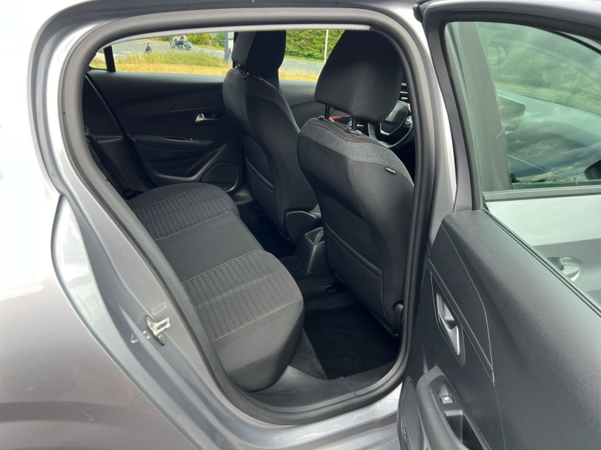 PEUGEOT 208 Active PureTech 75, SHZ