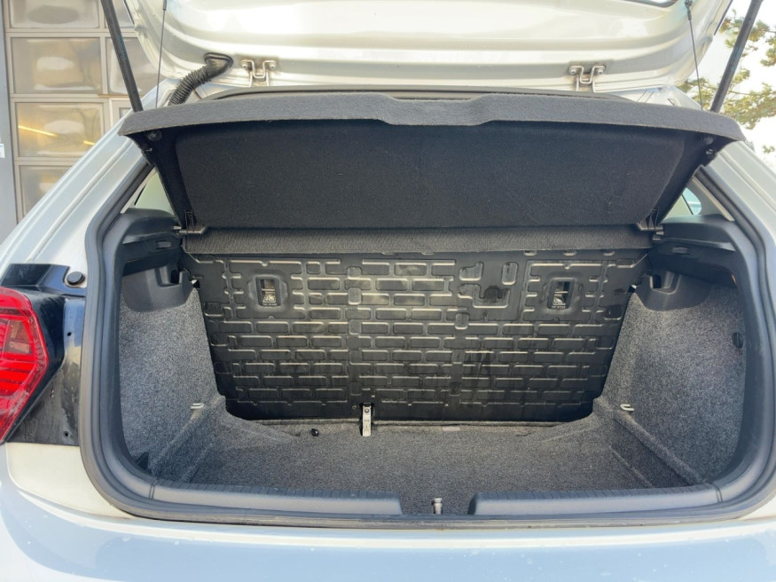 VW Polo VI, Trendline, LED