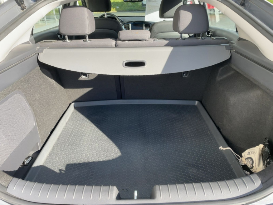 HYUNDAI Ioniq Style, Klima, Kamera, SHZ