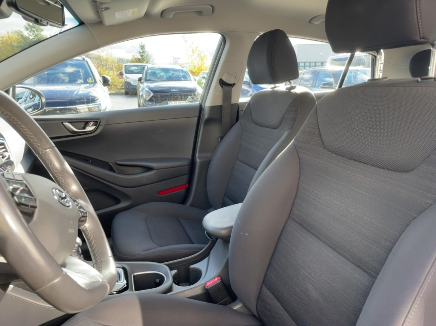 HYUNDAI Ioniq Style, Klima, Kamera, SHZ