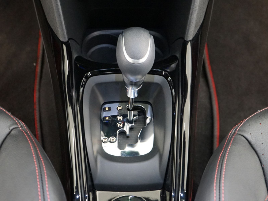 PEUGEOT 2008 Allure GT-Line 96kW