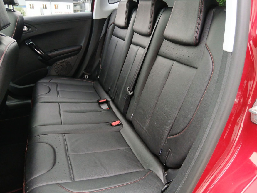 PEUGEOT 2008 Allure GT-Line