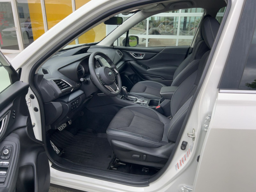 SUBARU Forester Active