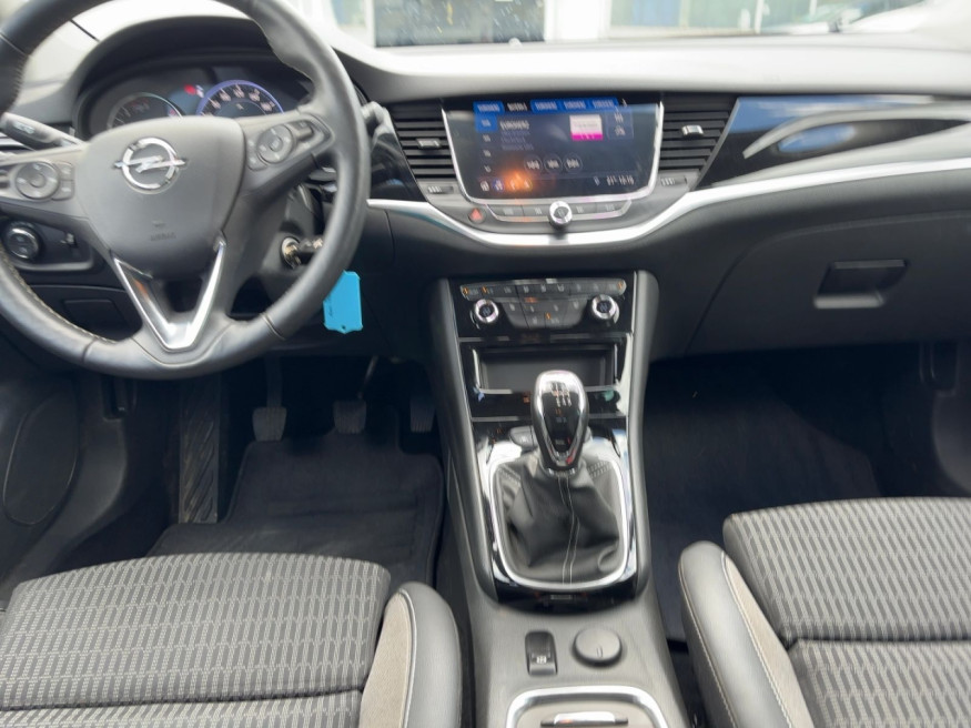 OPEL Astra Elegance, LED, WI-Paket, PDC