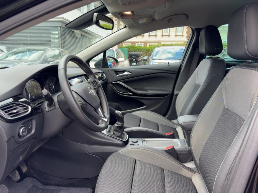 OPEL Astra Elegance, LED, WI-Paket, PDC