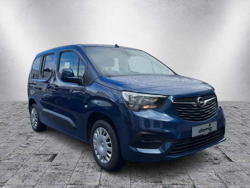OPEL Combo Rollstuhlumbau