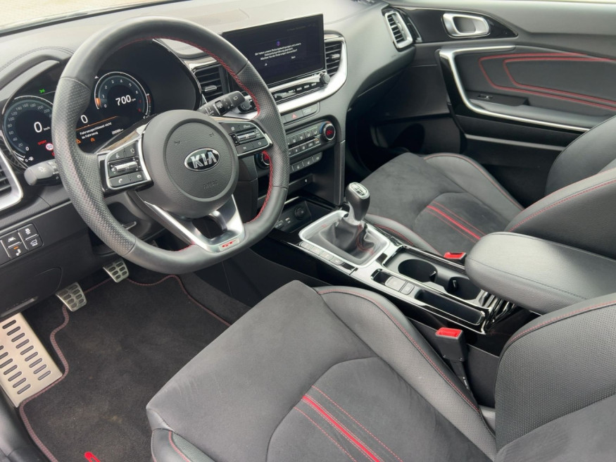 KIA Proceed GT, Navi, Glasschiebedach elek