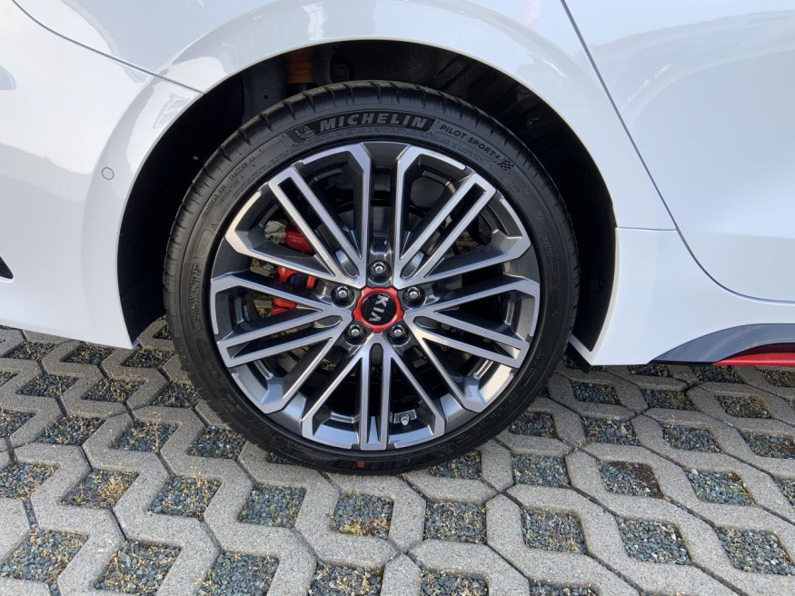 KIA Proceed 1.6 T-GDI GT DCT7 Komfort, Nav