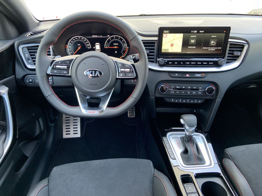 KIA Proceed 1.6 T-GDI GT DCT7 Komfort, Nav
